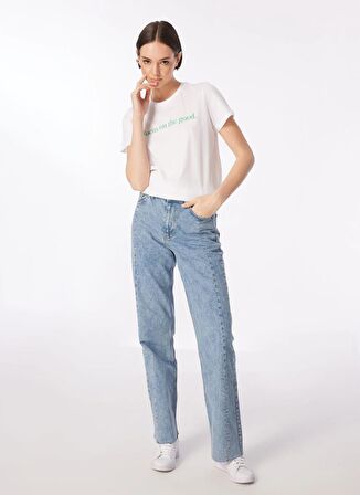 Fabrika Beyaz Kadın Bisiklet Yaka Basic T-Shirt F4SL-TST0749