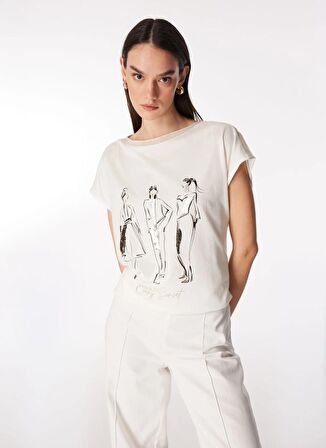 Kırık Beyaz Kadın Kayık Yaka Geniş Fit T-Shirt FC4SL-TST0280