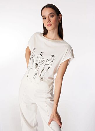 Kırık Beyaz Kadın Kayık Yaka Geniş Fit T-Shirt FC4SL-TST0280
