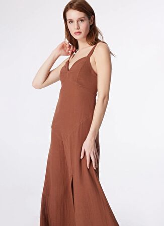 Fabrika Kahve Kadın V Yaka Basic Elbise F4SL-ELB0852