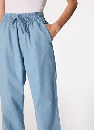 Lastikli Bel Normal Paça Jogger Açık İndigo Kadın Denim Pantolon FC4SL-PNT0695