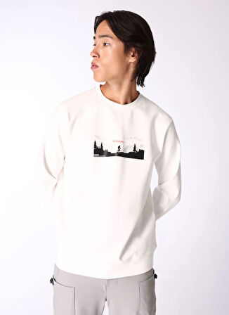 Kırık Beyaz Erkek Bisiklet Yaka Relaxed Fit Baskılı Sweatshirt D4WM-SWT3224