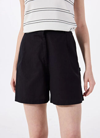 Siyah Kadın Lastikli %100 Keten Şort J5SL-SHT7109