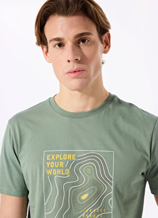D5SM-TST3745 Açık Haki Bisiklet Yaka Relaxed Baskılı Erkek T-Shirt