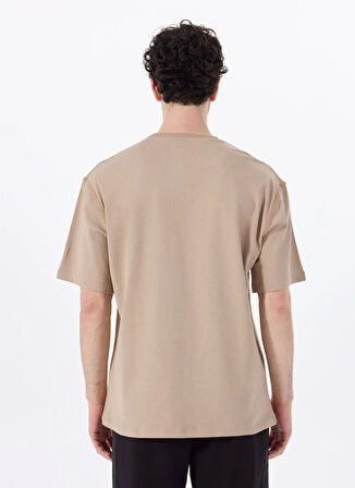 Discovery Expedition D5SM-TST3830 Açık Kahve Bisiklet Yaka Relaxed Baskılı Erkek T-Shirt