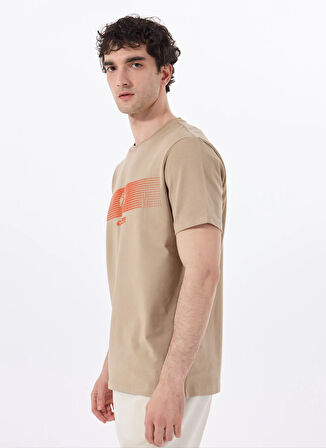 Discovery Expedition D5SM-TST3835 Açık Kahve Bisiklet Yaka Relaxed Baskılı Erkek T-Shirt