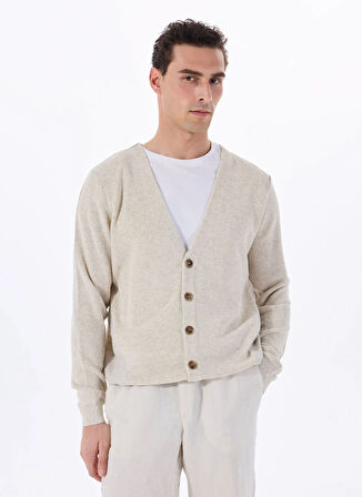 Bej Erkek V Yaka Regular Fit Jakarlı Keten Karışımlı Hırka FC5SM-HRK 2758