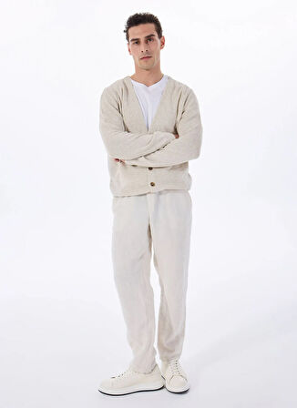 Bej Erkek V Yaka Regular Fit Jakarlı Keten Karışımlı Hırka FC5SM-HRK 2758