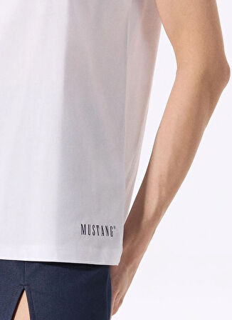 Mustang Bisiklet Yaka Baskılı Beyaz Kadın T-Shirt M5SL-TST1864