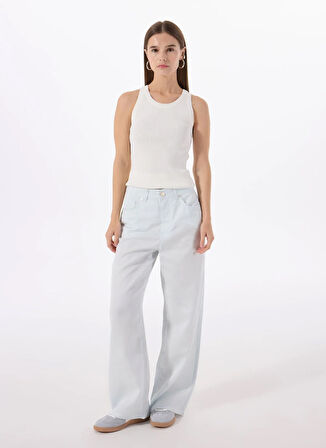 Mustang Bisiklet Yaka Düz Beyaz Kadın Bluz M5SL-BLZ1913