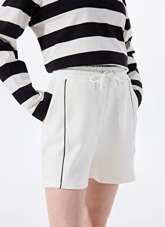 Ekru Kadın Yüksek Bel Şort M5SL-SRT1740