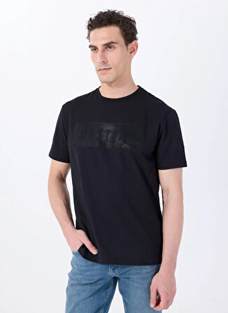 Mustang Bisiklet Yaka Baskılı Siyah Erkek T-Shirt M5SM-TST1287