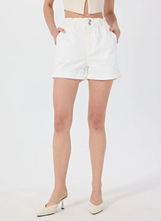 Mustang Büzgülü Bel Normal Beyaz Kadın Denim Şort M5SL-SRT1120