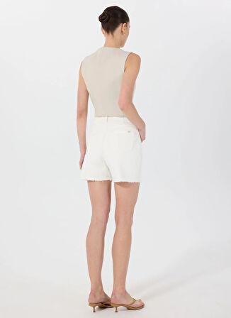 Mustang Standart Bel Normal Beyaz Kadın Denim Şort CHARLOTTE - 1122