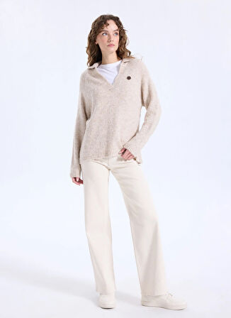 Jeep Polo Yaka Relaxed Düz Örgü Desenli Bej Kazak Kadın J5WL-KZK7120