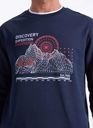 Discovery Expedition D5WM-SWT3799 Lacivert Bisiklet Yaka Relaxed Baskılı Erkek Sweatshırt