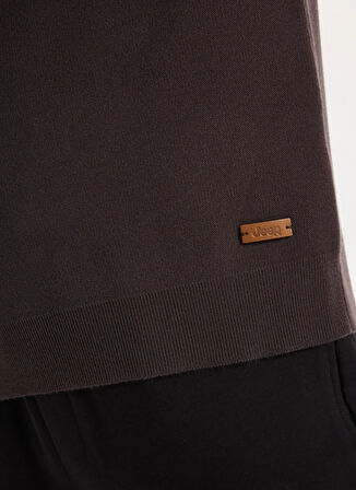 Jeep Dik Yaka Relaxed Düz Örgü Desenli Kahve Erkek Kazak J5WM-KZK7204