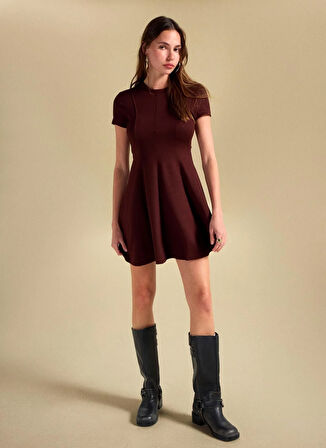 People By Fabrika Yuvarlak Yaka Düz Kahve Mini Kadın Elbise PBF5WL-ELB0117