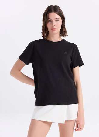 Jeep Bisiklet Yaka Düz Siyah Kadın T-Shirt J5SL-TST7186
