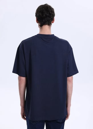 Mustang Bisiklet Yaka Baskılı Lacivert Erkek T-Shirt M6SM-TST1543
