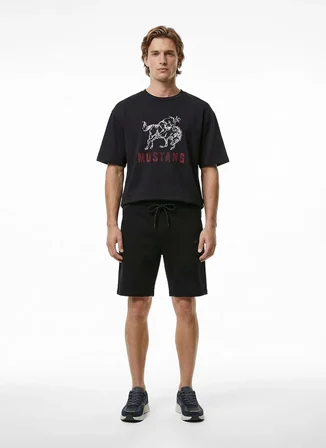 Mustang Siyah Erkek Relaxed Baskılı T-Shirt M6SM-TST1599