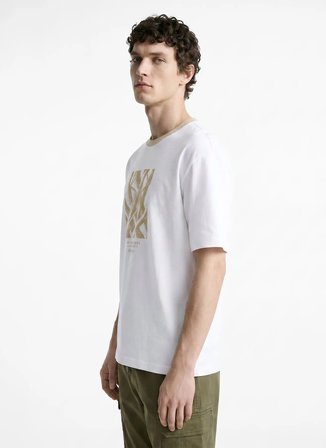 Discovery Expedition Beyaz Erkek T-Shirt D6SU-TST3105