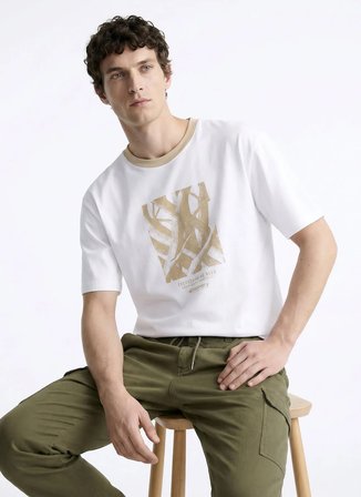 Discovery Expedition Beyaz Erkek T-Shirt D6SU-TST3105