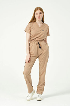 Bej Likralı Scrubs Kargo Cep Doktor Hemşire Forması Yarasa Kol Takım Unisex