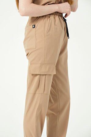 Bej Likralı Kargo Cep Doktor Hemşire Forması Tek Alt Unisex