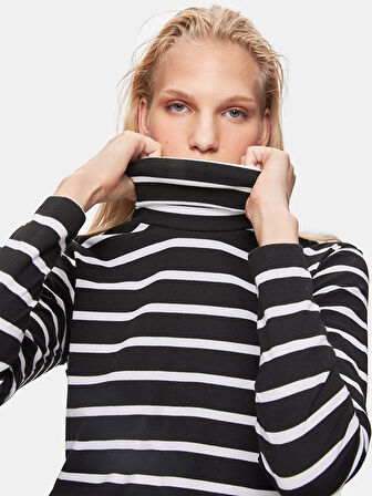 Siyah Sweatshırt