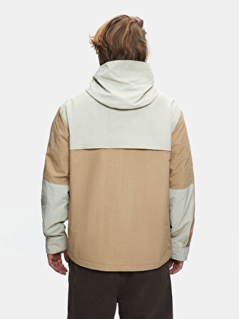 Kapüşonlu Blok Renkli Rüzgarlık Karışık Mont