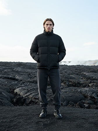 Uzun Kollu Fermuarlı Şişme Siyah Mont