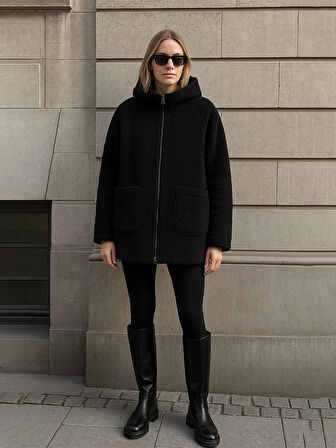 Uzun Kollu Kapüşonlu Fermuarlı Polar Siyah Mont