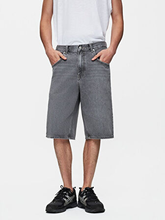 Martıe Rahat Kesim Jean Bermuda