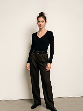 Uzun Kollu V Yaka Basic Siyah Sweatshırt