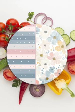 Decovetro Cam Kesme Tahtası ve Sunumluk Yuvarlak Flower & Stripes Desenli 30 x 30 cm