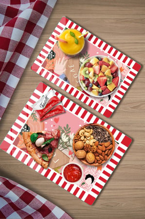 2'li Cam Kesme Tahtası ve Sunumluk Karışık Renkli Love Desenli 20 x 30 cm ve 25 x 35 cm