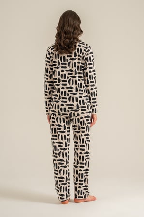Kadın Açık Bej Gömlek Yaka Pijama Takım, Cepli Penye Modal Pijama Takım, %50 Pamuk %50 Modal