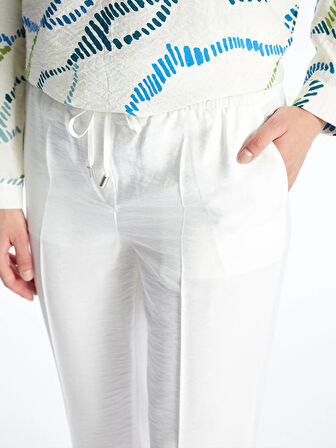 LCW Modest Beyaz Beli Lastikli Rahat Kalıp Kadın Pantolon