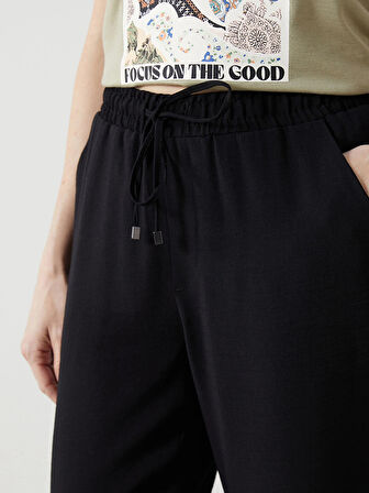 LCWAIKIKI Classic Siyah Beli Lastikli Havuç Kesim Kadın Pantolon