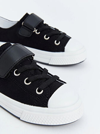 LCW STEPS Siyah Bağcık ve Cırt Cırtlı Erkek Çocuk Spor Ayakkabı