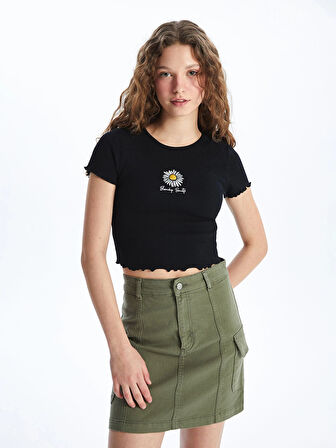 XSIDE Siyah Bisiklet Yaka Nakışlı Kısa Kollu Crop Kadın Tişört