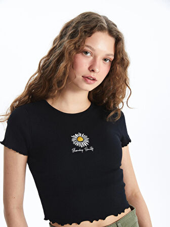 XSIDE Siyah Bisiklet Yaka Nakışlı Kısa Kollu Crop Kadın Tişört