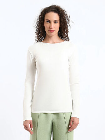 LCWAIKIKI Classic Ekru Bisiklet Yaka Kadın Body