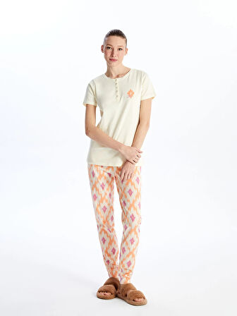 LCW DREAM Ekru Bisiklet Yaka Baskılı Kısa Kollu Kadın Pijama Takımı