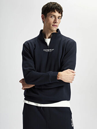 LCWAIKIKI Classic Lacivert Dik Yaka Uzun Kollu Baskılı Erkek Kalın Sweatshirt