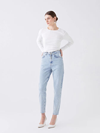 LCWAIKIKI Classic Ekru Bisiklet Yaka Kadın Body