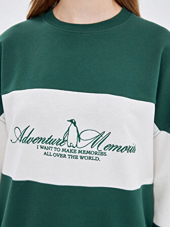 LCW Modest Yeşil Bisiklet Yaka Nakışlı Kadın Sweatshirt Tunik