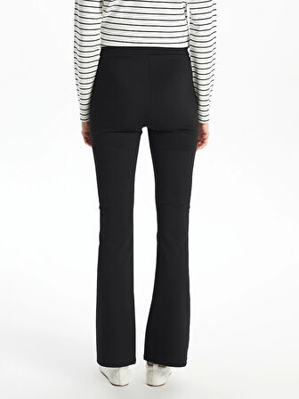 LCWAIKIKI Classic Siyah Dar Fit İspanyol Paça Kadın Tayt Pantolon
