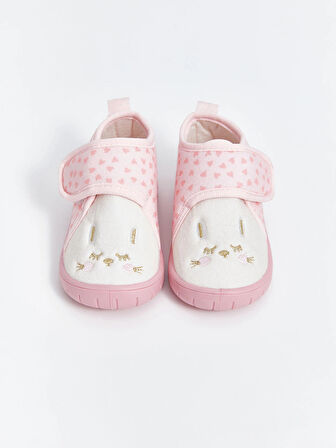 LCW STEPS Pembe Nakış Detaylı Cırt Cırtlı Kız Bebek Panduf